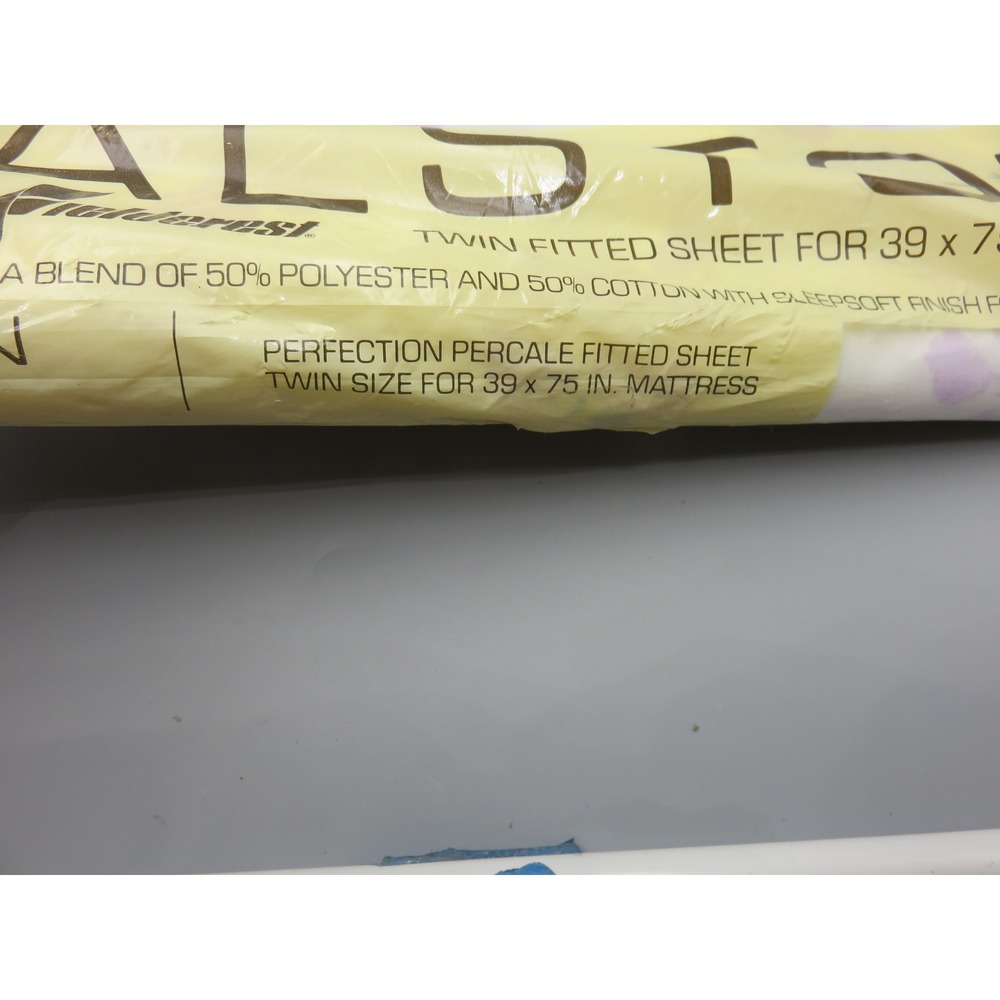 Vintage Halston for Fieldcrest Twin Fitted Sheet Halstons Flower Purple Floral - Picture 5 of 8